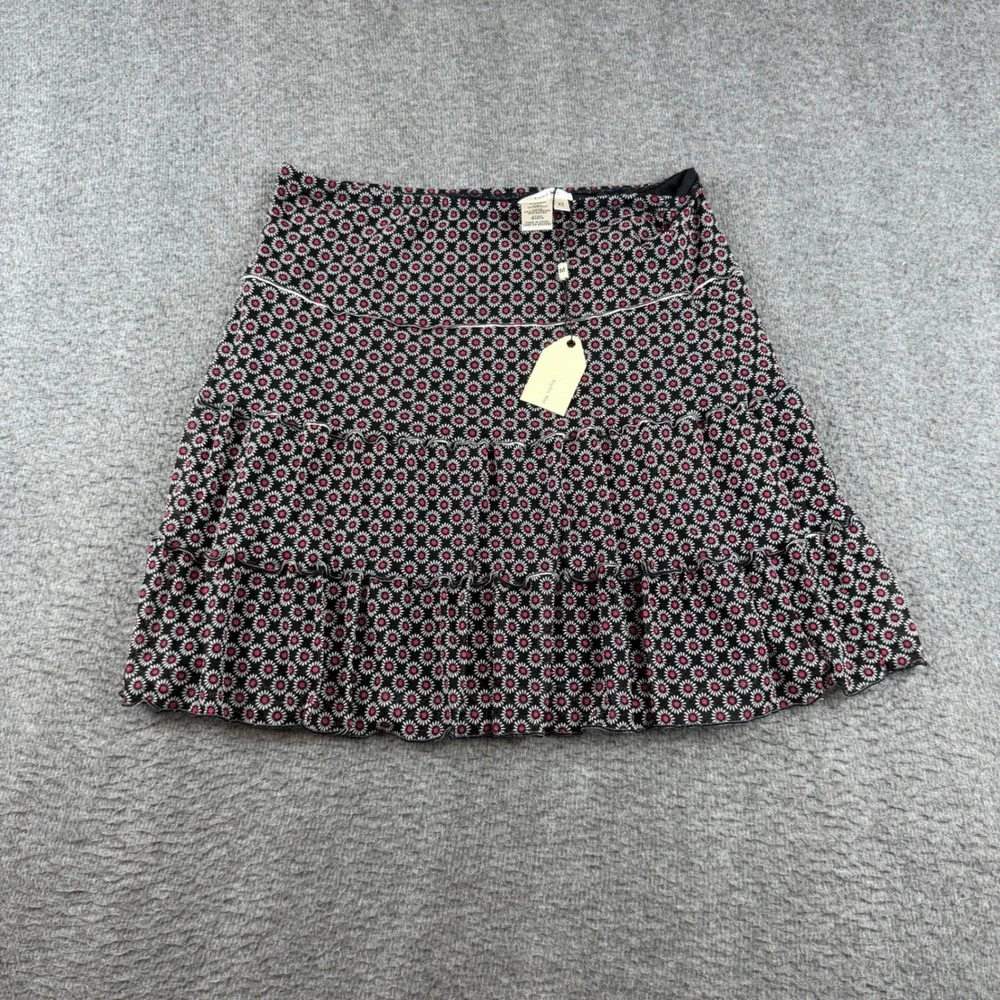 Sophie Max Tiered Mini Skirt Women's XS Black Red Floral Daisy Elena 1B04K10